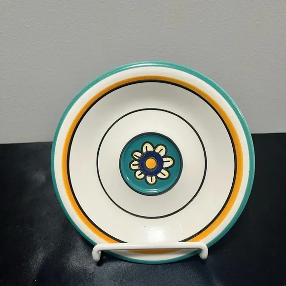Colorful Ceramic Dinnerware Set - Picture 4 of 5